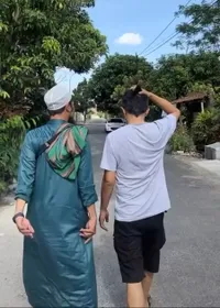Reunian di Warmindo, Ini 9 Potret Sakti dan Anton yang Meet Up Usai Hengkang dari Grup Sheila On 7