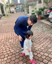 Ria Ricis Ibadah Haji, Potret Teuku Ryan Rayakan Idul Adha Bareng Moana dan Dibilang Tidak Gagal Jadi Ayah