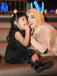 Ria Ricis Selalu Bawa Uang Tunai ke Manapun, Ungkap Alasan Kocaknya