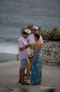 Romantisnya BCL dan Ashraf Rayakan Anniversary di Pulau Dewata