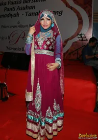 Roro Fitria VS Duo Serigala Adu Cantik Berhijab, Siapa Juaranya?