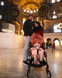 Ryana Dea - Puadin Redi Ajak Baby Qiandra ke Turki serta Umrah