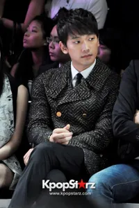 Rain hadiri Grand Opening MCM Flagship Butik di Marina Bay Sands - Singapura