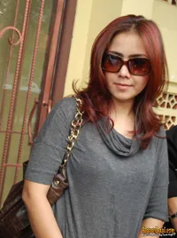 Rency Milano Hadiri Sidang Perdana Perceraian di PA Jaksel