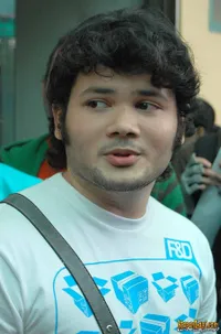 Ridho Irama Ogah Bicara Gosip
