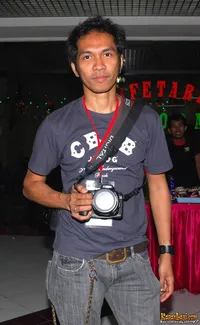 Ridho Slank di Konser Pussycat Dolls