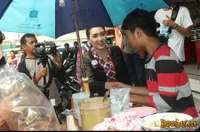 Rieke Dyah Pitaloka Kunjungi Wisata Belanja Jawa Barat