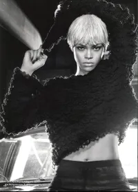 Rihanna Dalam Iklan Armani Jeans