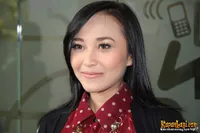 Rini Idol Soal Sosok Ariel dan Peterpan