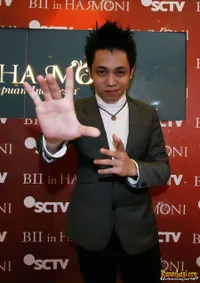 Russel Miracle Dilarang Tampil Oleh Dokter