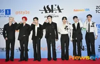 Sabet 3 Piala, 8 Potret ENHYPEN di Asia Star Entertainer Awards 2025 - Gantengnya Bikin Susah Kedip