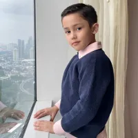 Saka Anak Andhika & Ussy Foto Ganteng bak CEO, Saingan Elon Musk?