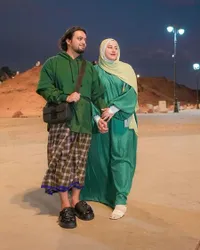 Saling Support, Ini 8 Potret Kekompakan Tasyi Athasyia dan Suami - Selalu Pakai Baju Couple dan Tetap Mesra Selama 8 Tahun Pernikahan