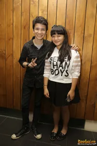 Saling Tatap Hingga Pelukan, Amel Carla - Endi Arfian Mesra