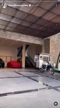 Santai Sore Ala Sultan, 10 Potret Momo Geisha Jajan Bakso Keliling - Temani Briell dan Abe Main Sepeda di Depan Rumah