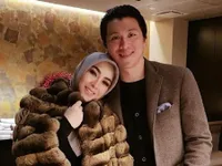 Santer Diisukan Bercerai, Seperti Ini 8 Sumber Kekayaan Reino Barack & Syahrini yang Menghasilkan Uang Banyak