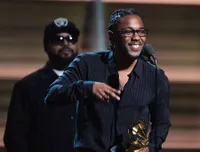 Sapu Bersih Kategori Rap, Kendrick Lamar Menang 5 Grammy Awards