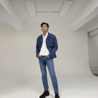 Sebat Hingga Pamer Perut Kotak-Kotak, Ji Changwook Tampil Meresahkan Dalam Pemotretan Majalah GQ Korea