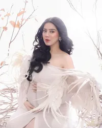 Sebentar Lagi Melahirkan, Intip 8 Potret Bumil Felicya Angelista yang Semakin Cantik dan Glowing