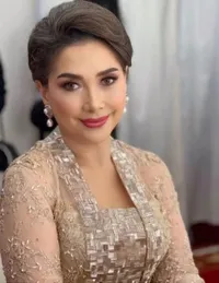 Sebentar Lagi Menginjak Usia 73 Tahun, Potret Widyawati yang Tetap Awet Muda Padahal Sudah Jadi Seorang Nenek