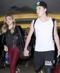 Sederet Bukti Brooklyn Beckham & Chloe Moretz Benar-Benar Balikan
