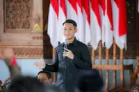 Sederet Bupati Ganteng & Cantik di Indonesia, Jadi Rebutan Foto Bareng Saat Kunjungan - Ada Anak Artis Ternama