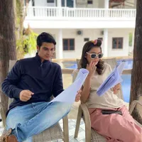 Sederet Foto BTS Zoe Jackson & Cinta Brian di Lokasi Syuting 'BUKU HARIAN SEORANG ISTRI', Manis Banget Selalu Berdua!