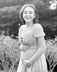 Sederet Foto Cantik Amanda Manopo Pamer 'Babybump', Bikin Netizen Heboh Sampai Cari Endorse-an Susu Ibu Hamil!