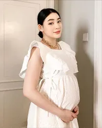 Sederet Foto Cantik Patricia Devina Istri Billy Davidson Pamer Babybump, Bumil yang Selalu Tampil Fashionable!