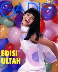 Sederet Foto Jadul Cut Tary Saat Remaja, Wajahnya Nggak Berubah!