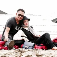 Sederet Konsep Pre Wedding Unik Vicky Prasetyo & Angel Lelga!