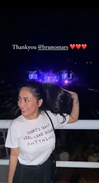 Sederet Potret Artis Indonesia Nonton Konser Bruno Mars di Thailand - Ada yang Kencan Bareng Pacar