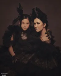Sederet Potret Manis Nafa Urbach dan Mikhaela Putri Semata Wayangnya, Disebut Sama-Sama Cantik Memesona