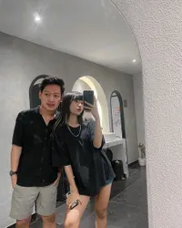Sederet Potret Mantan Istri Tegar Pamer Kemesraan Dengan Seorang Pria, Diduga Kekasih Baru?
