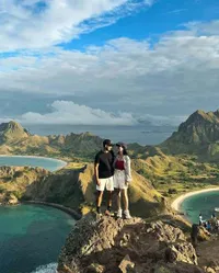 Sederet Seleb yang Terpikat Pulau Padar di Labuan Bajo, Rela Naik Bukit demi Pemandangan Luar Biasa