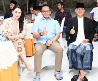 Sekarang Lepas Hijab - Panen Kritikan, Ini Potret Jennifer Dunn Buka Bersama Faisal Haris