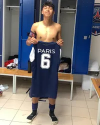 Sekolah Sepak Bola di Prancis, Ini 8 Potret Terbaru Diego Anak Kedua Darius Sinathrya & Donna Agnesia yang Makin Kekar dan Ganteng