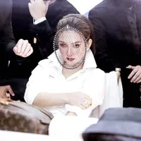 Selain Madonna, Ini 9 Artis Tanah Air yang Bangga Kenakan Head Piece Rancangan Rinaldy Yunardi