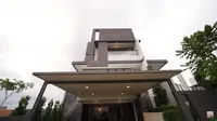 Selesai Lamaran, Ini 8 Potret Aaliyah Massaid dan Thoriq Halilintar Langsung Survei Rumah Baru - Mewah 3 Lantai Dilengkapi dengan Lift dan Kolam Renang