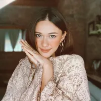Semakin Stunning dan Bikin Iri! Potret Cantik Nana Mirdad dan Keluarga Kecilnya, Sering Dijuluki Family Goals