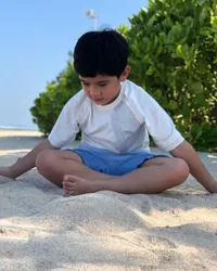 Sempat Cemburu Sama Baby R, Ini Sederet Potret Rafathar yang Kini Jadi Kakak Ganteng!