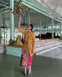 Sempat Diduga Pacaran Dengan Jefri Nichol, 8 Potret Rania 'Putri Solo' yang Selalu Tampil Anggun Dengan Balutan Kebaya - Disebut Spek Bidadari Oleh Netizen