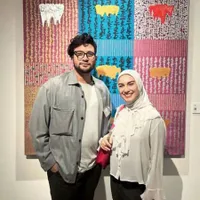 Sempat Diisukan Cerai, Ini 7 Potret Irish Bella dan Ammar Zoni yang Kembali Terlihat Bersama - Tatapan Penuh Cinta Keduanya Bikin Melting!