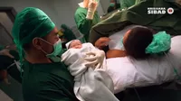 Sempat Dirahasiakan, Ini Potret Perdana Baby Xarena Anak  Siti Badriah dan Krisjiana yang Cantik Banget - Bikin Gemas Netizen