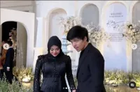 Sempat Disebut Emak-Emak! 8 Potret Kompak Atta dan Aurel Hermansyah yang Selalu Berhasil Tampil 'Mahal' - Istrinya Disorot karena Makin Langsing