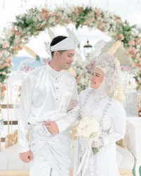 Sempat Disebut The Next Leslar oleh Netizen, 8 Potret Pernikahan Nabila LIDA dan Ilyas Bachtiar yang Berlangsung Sederhana: Jangan Disama-Samain!