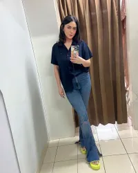 Sempat Diterpa Isu Pelakor dan Jadi Korban KDRT, Ini 8 Potret Terbaru Thalita Latief yang Makin Singset Usai Turun 25 Kg - Wajah Makin Tirus