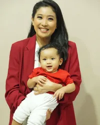 Sempat Dituding Adopsi Karena Tutupi Kehamilan, Ini 8 Potret Olivia Zallianty Buktikan Baby Hydro Mirip Dirinya