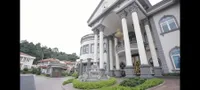 Sempat Duet dengan Lucinta Luna, 10 Potret Rumah Mewah Bak Istana Datuk Aliff Syukri - Kamar Mandinya Bikin Kamu Insecure