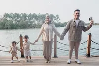 Sempat Kira Keguguran, Begini Cerita Kesha Ratuliu Alami Flek di Kehamilan Ketiga Ini - Berhenti Menyusui Anak Kedua